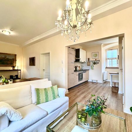 Alte Foersterei - Elegantes Apartment In Der Historischen Hinterburg Schlitz - Nahe Fulda Und Bad Hersfeld Eksteriør bilde